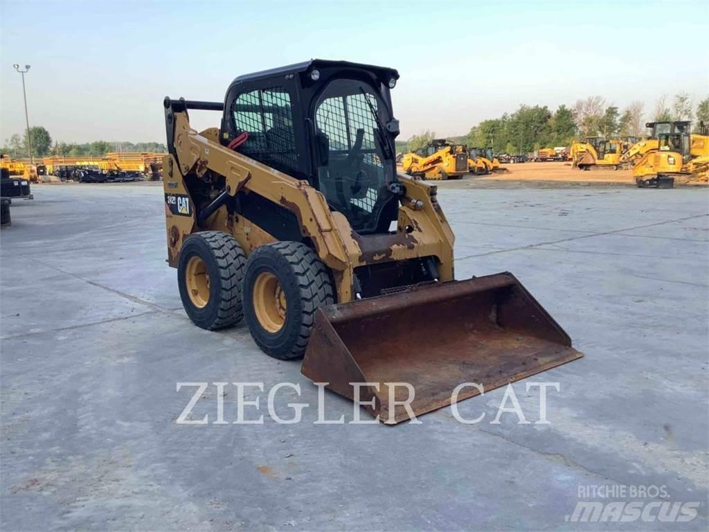 CAT 242D Kompaktrakodók