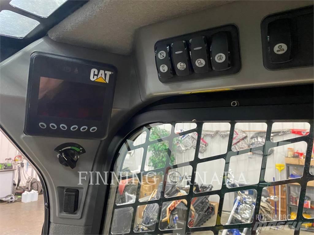CAT 242D Kompaktrakodók