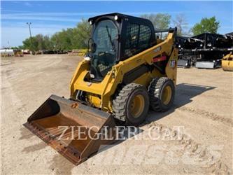 CAT 242D3 Kompaktrakodók