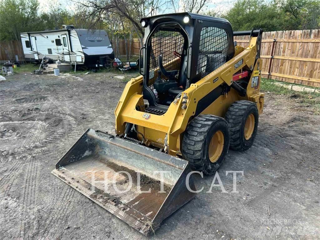 CAT 242D3 Kompaktrakodók