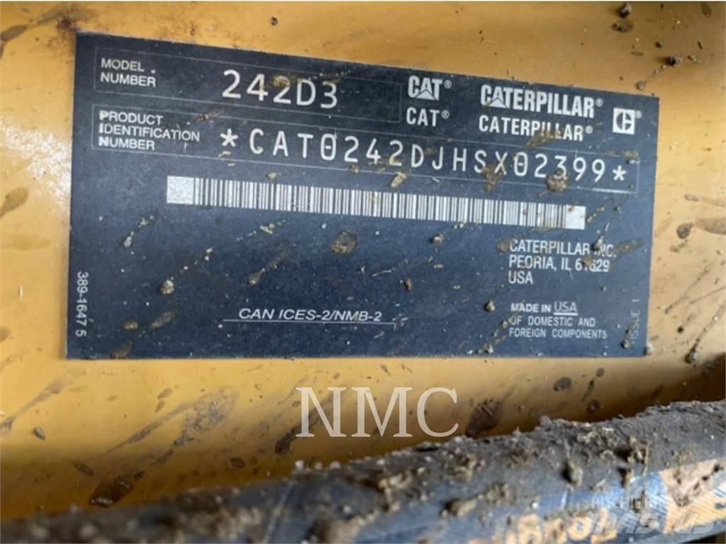 CAT 242D3 Kompaktrakodók