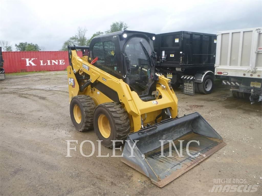 CAT 242D3 Kompaktrakodók