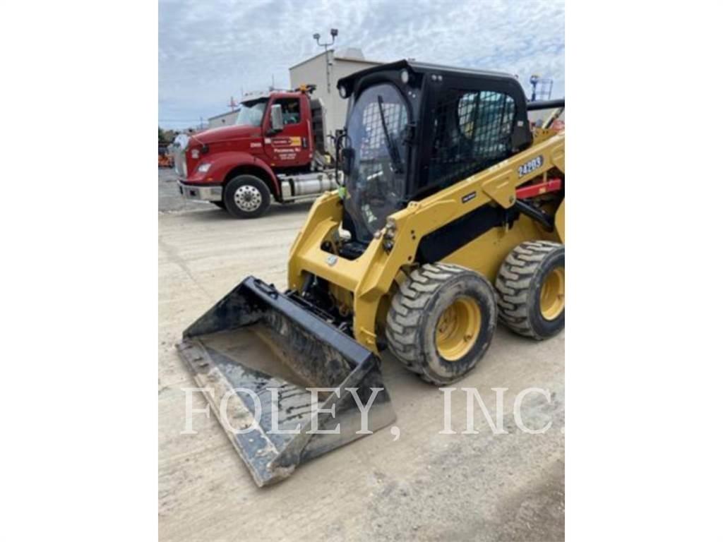 CAT 242D3 Kompaktrakodók