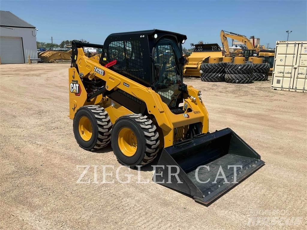 CAT 242D3 Kompaktrakodók