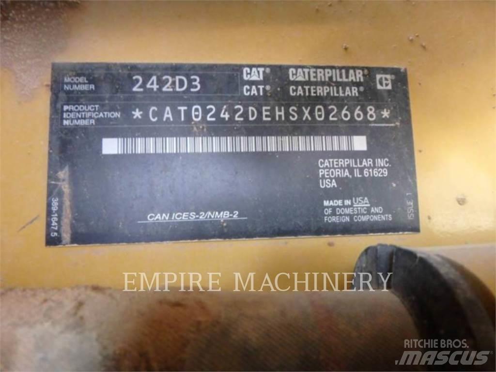 CAT 242D3 Kompaktrakodók