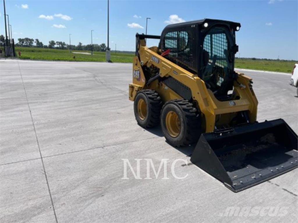 CAT 242D3 Kompaktrakodók