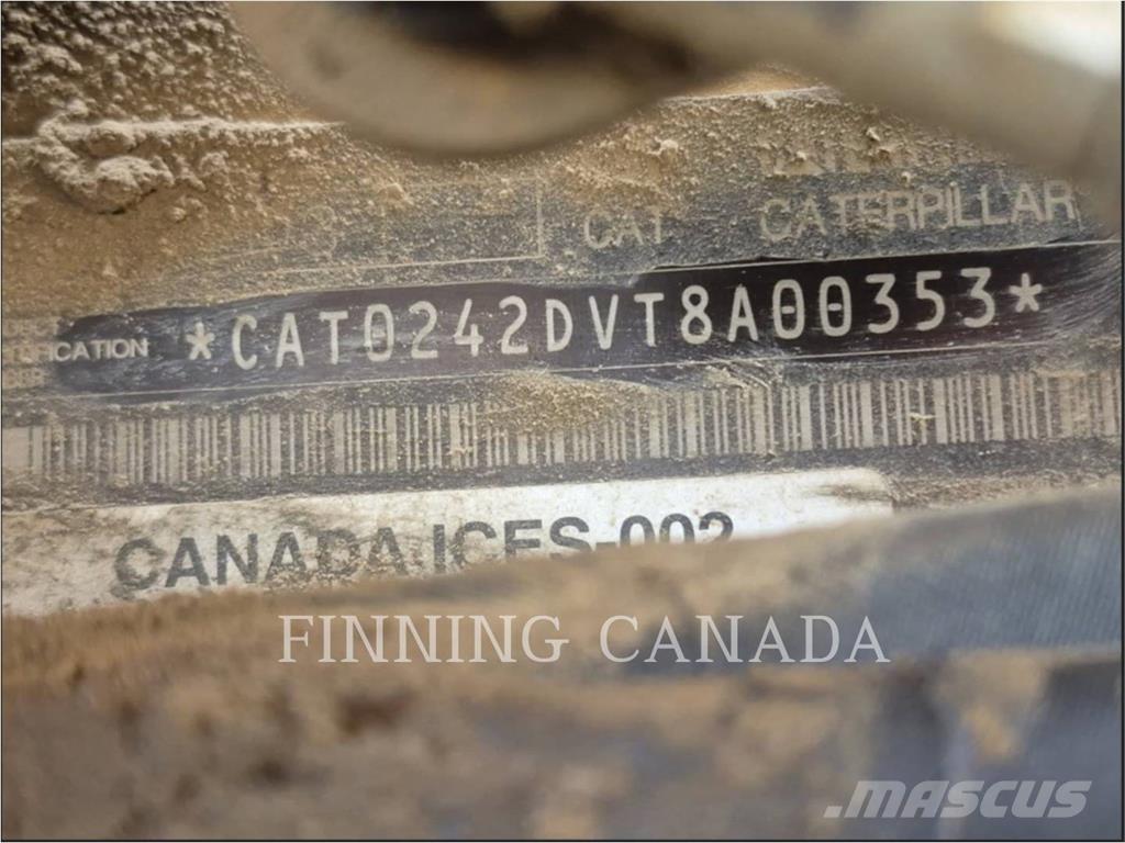 CAT 242D3 Kompaktrakodók