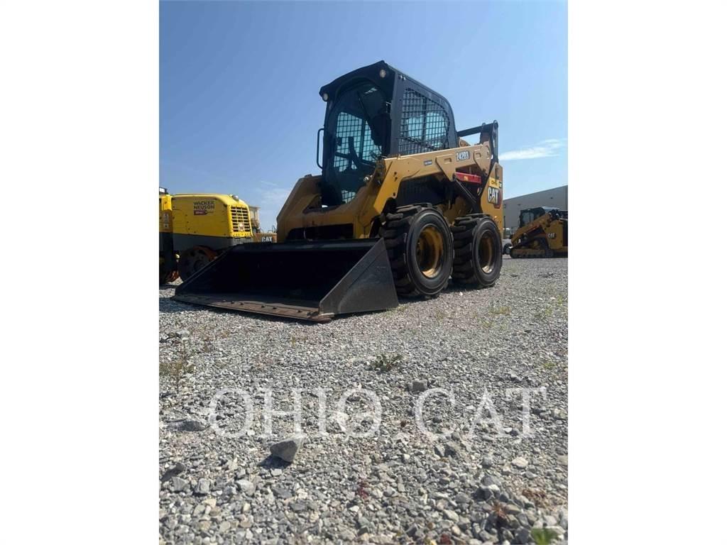 CAT 242D3 C3H2 Kompaktrakodók