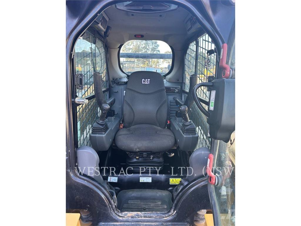 CAT 242D3LRC Kompaktrakodók