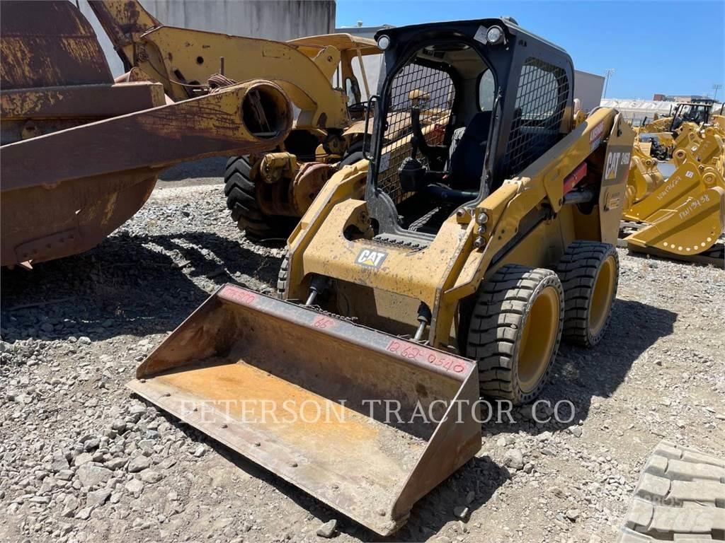 CAT 246D Kompaktrakodók