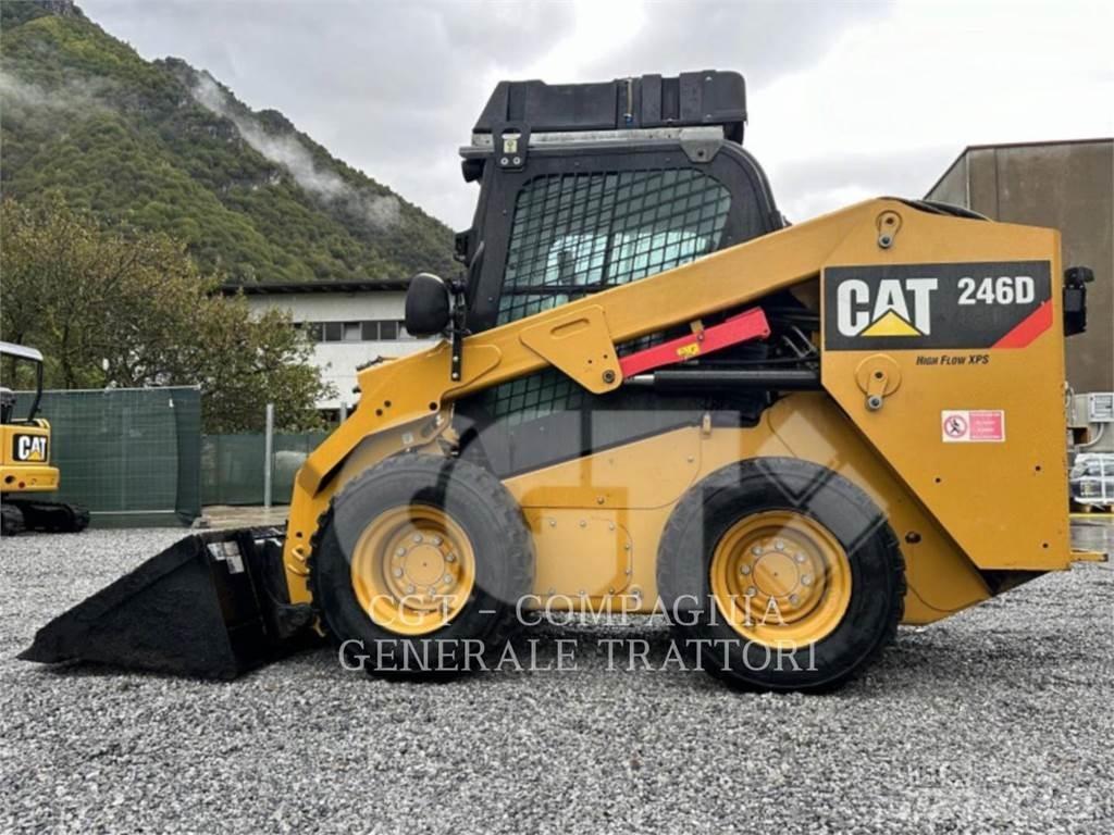 CAT 246D Kompaktrakodók