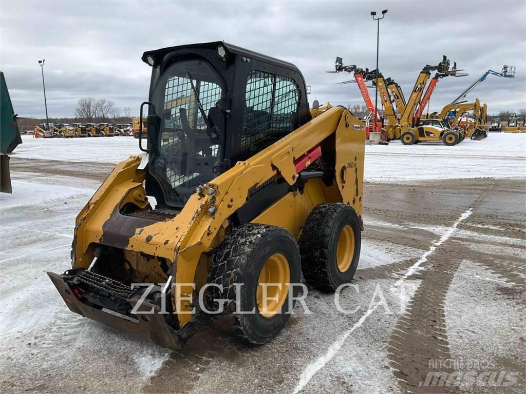 CAT 246D Kompaktrakodók