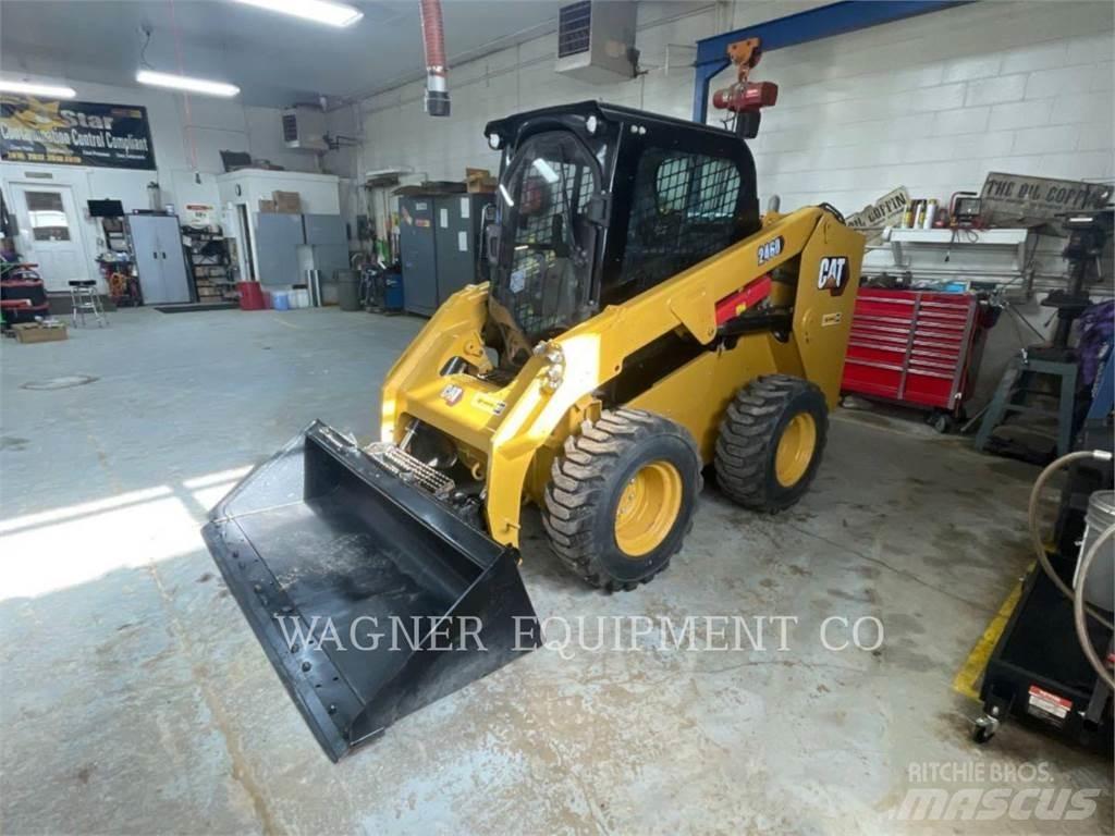 CAT 246D Kompaktrakodók