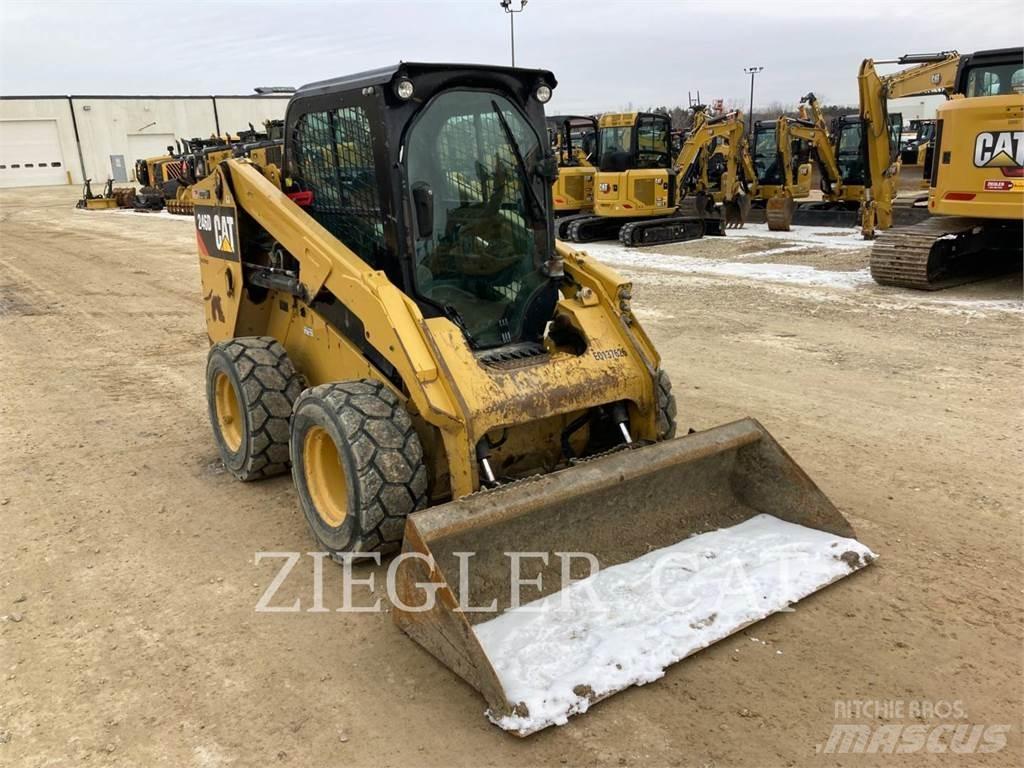 CAT 246D Kompaktrakodók