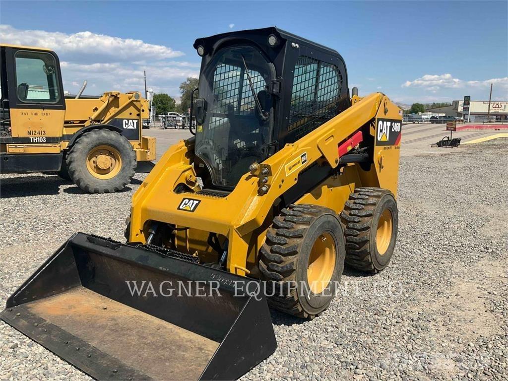 CAT 246D Kompaktrakodók