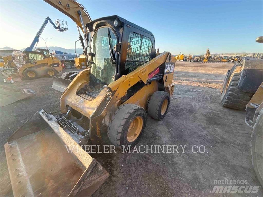 CAT 246D2 C3H4 Kompaktrakodók