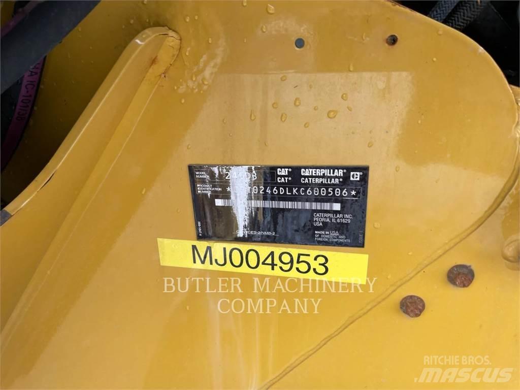 CAT 246D3 Kompaktrakodók