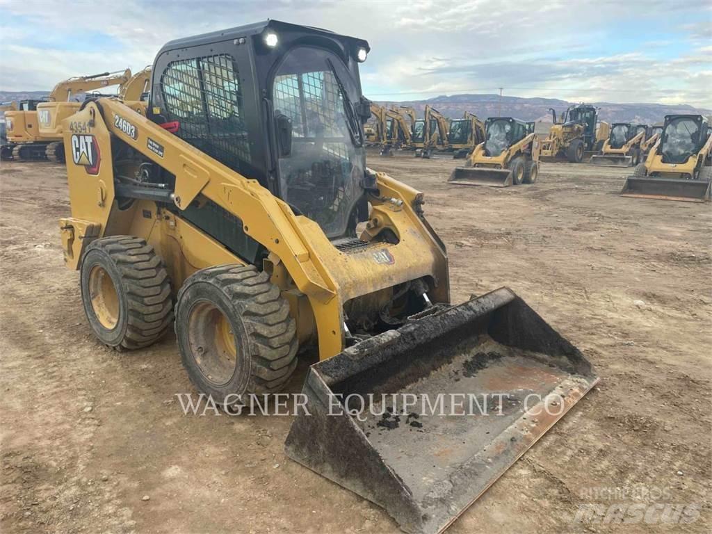 CAT 246D3 Kompaktrakodók
