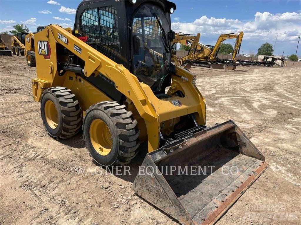 CAT 246D3 Kompaktrakodók