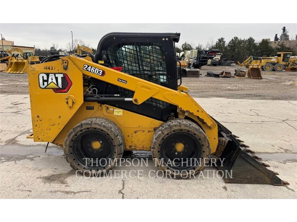 CAT 246D3 Kompaktrakodók