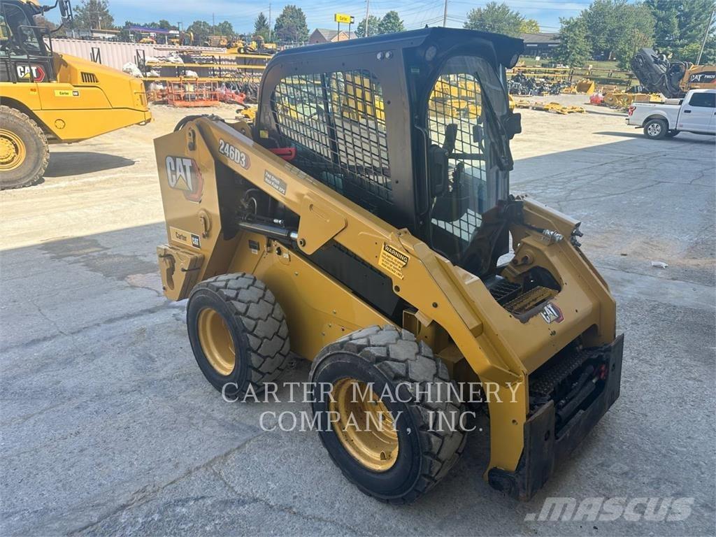 CAT 246D3 Kompaktrakodók