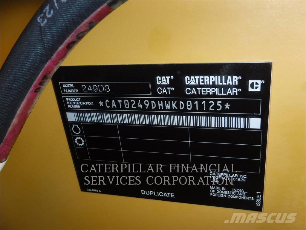 CAT 249D3 Lánctalpas homlokrakodók