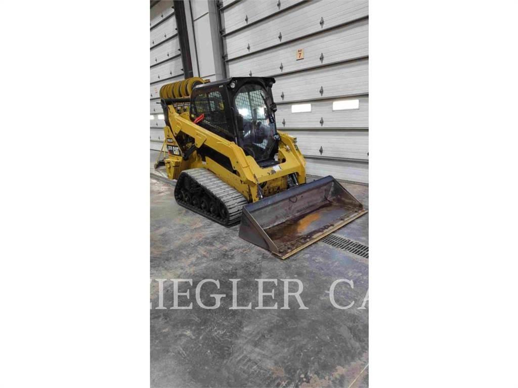 CAT 257D Lánctalpas homlokrakodók