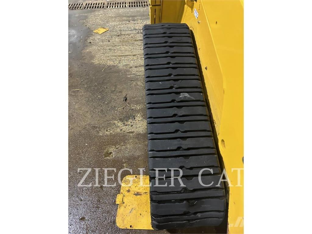 CAT 257D Lánctalpas homlokrakodók