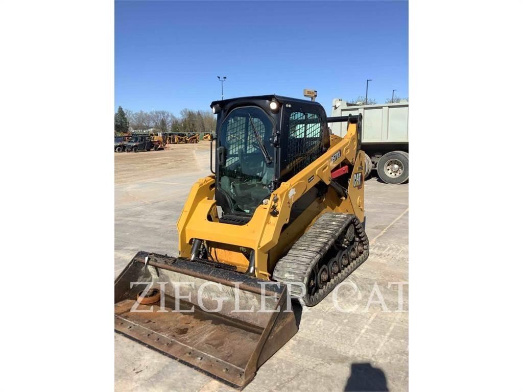 CAT 257D3 Lánctalpas homlokrakodók