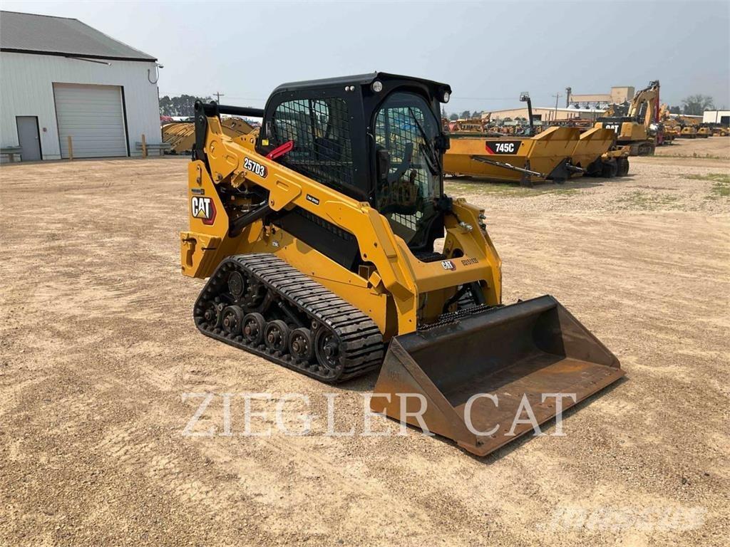 CAT 257D3 Lánctalpas homlokrakodók