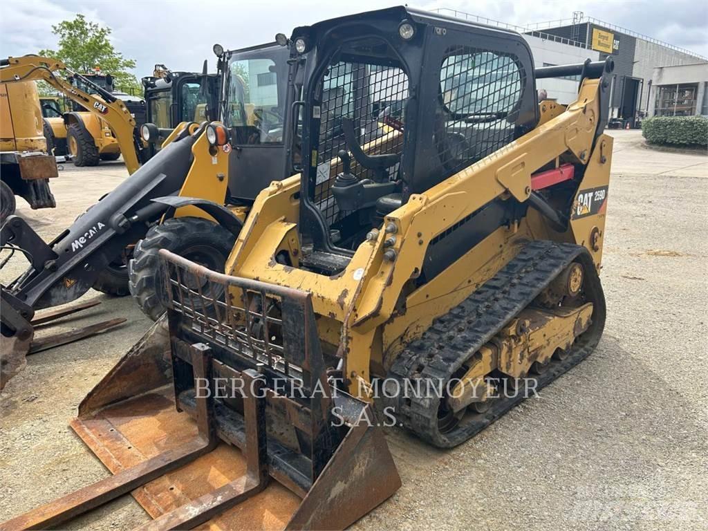 CAT 259D Lánctalpas homlokrakodók