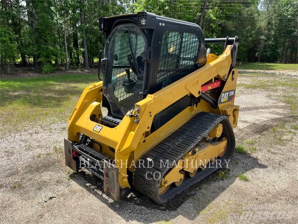 CAT 259D Lánctalpas homlokrakodók