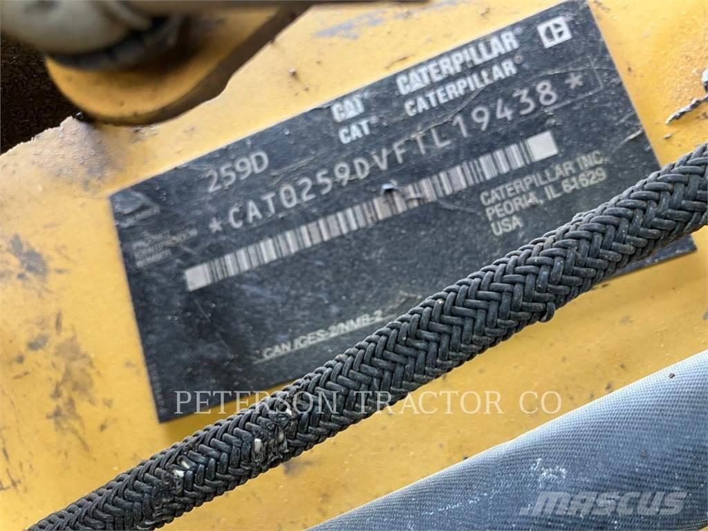 CAT 259D Lánctalpas homlokrakodók