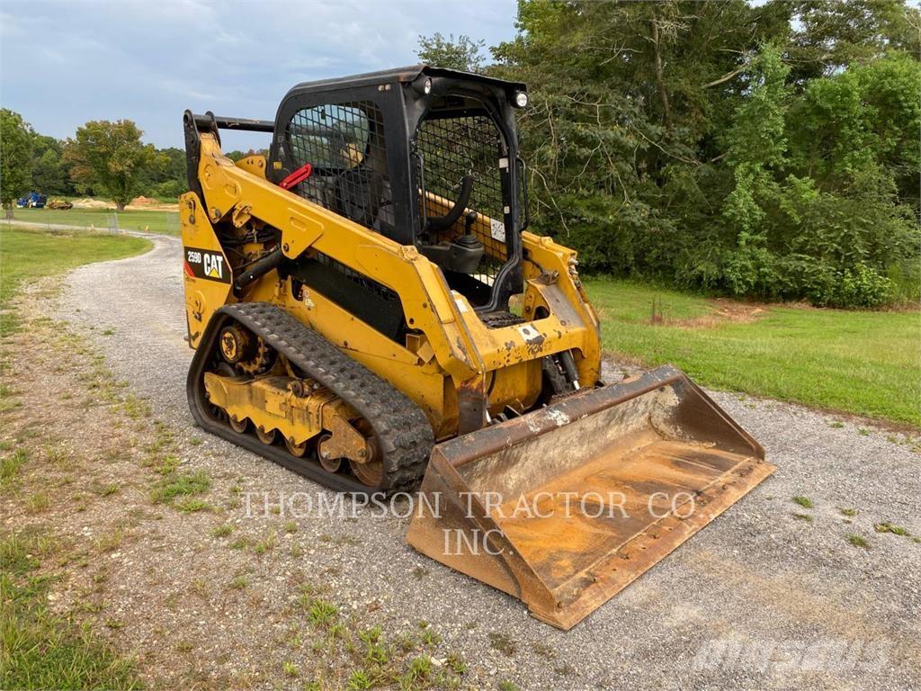 CAT 259D Lánctalpas homlokrakodók