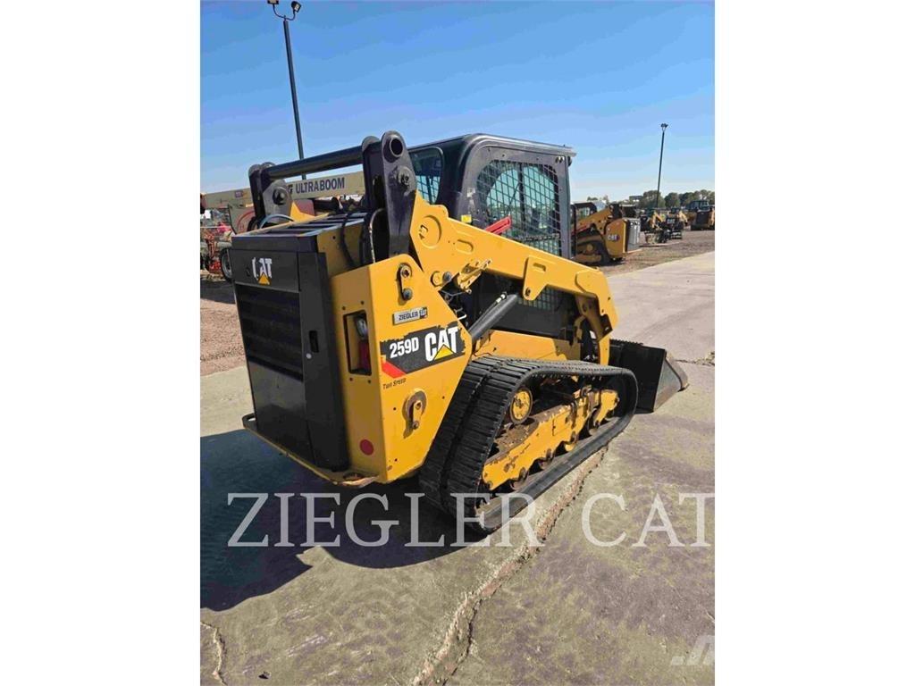 CAT 259D Lánctalpas homlokrakodók