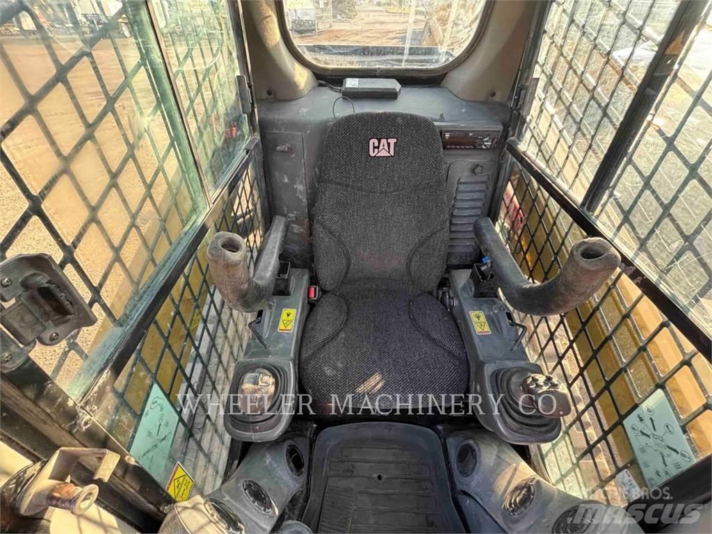 CAT 259D C3-H2 Lánctalpas homlokrakodók