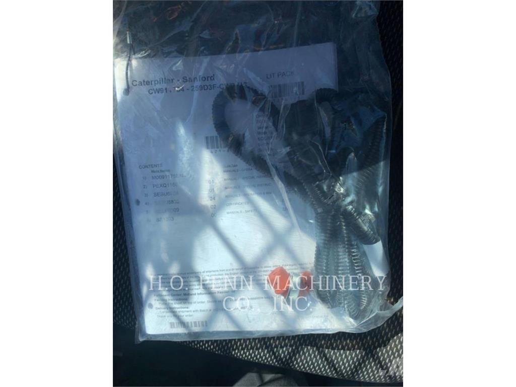 CAT 259D3 Lánctalpas homlokrakodók