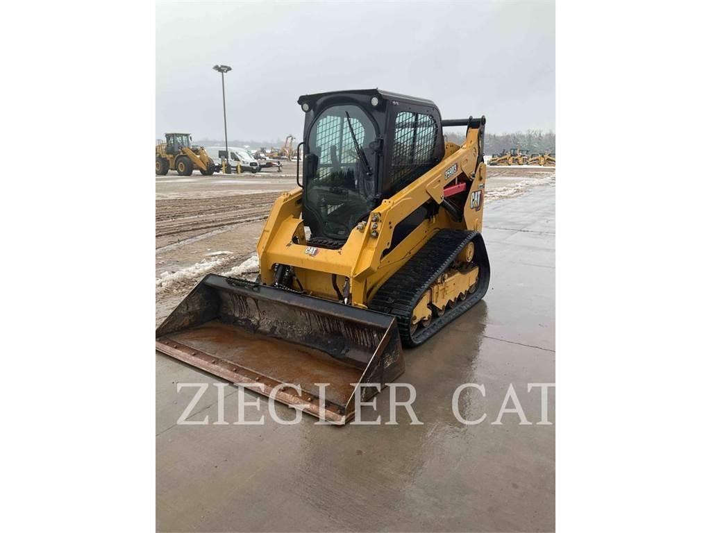 CAT 259D3 Lánctalpas homlokrakodók