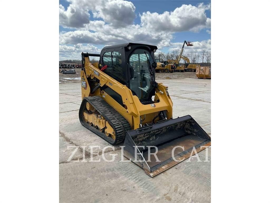 CAT 259D3 Lánctalpas homlokrakodók