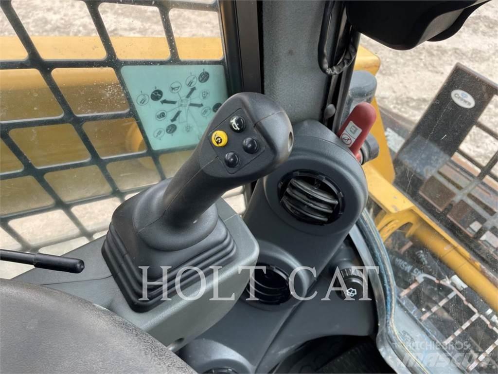 CAT 259D3 Lánctalpas homlokrakodók
