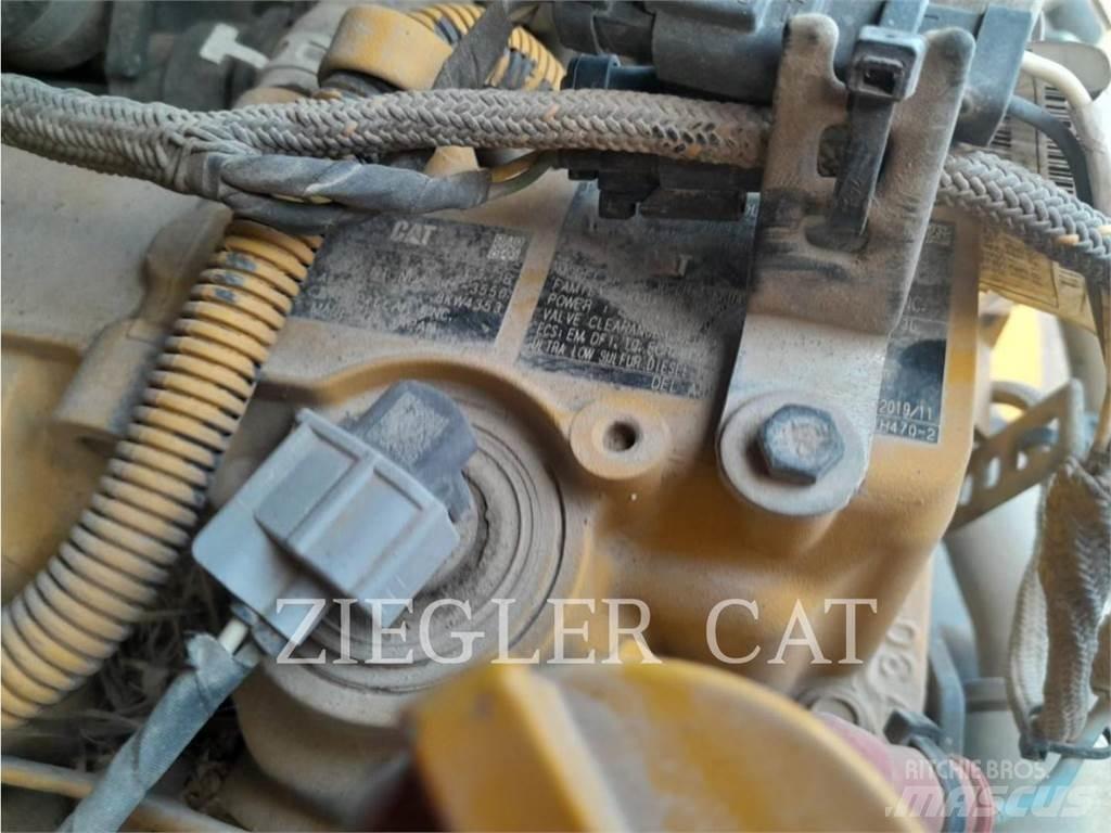 CAT 259D3 Lánctalpas homlokrakodók