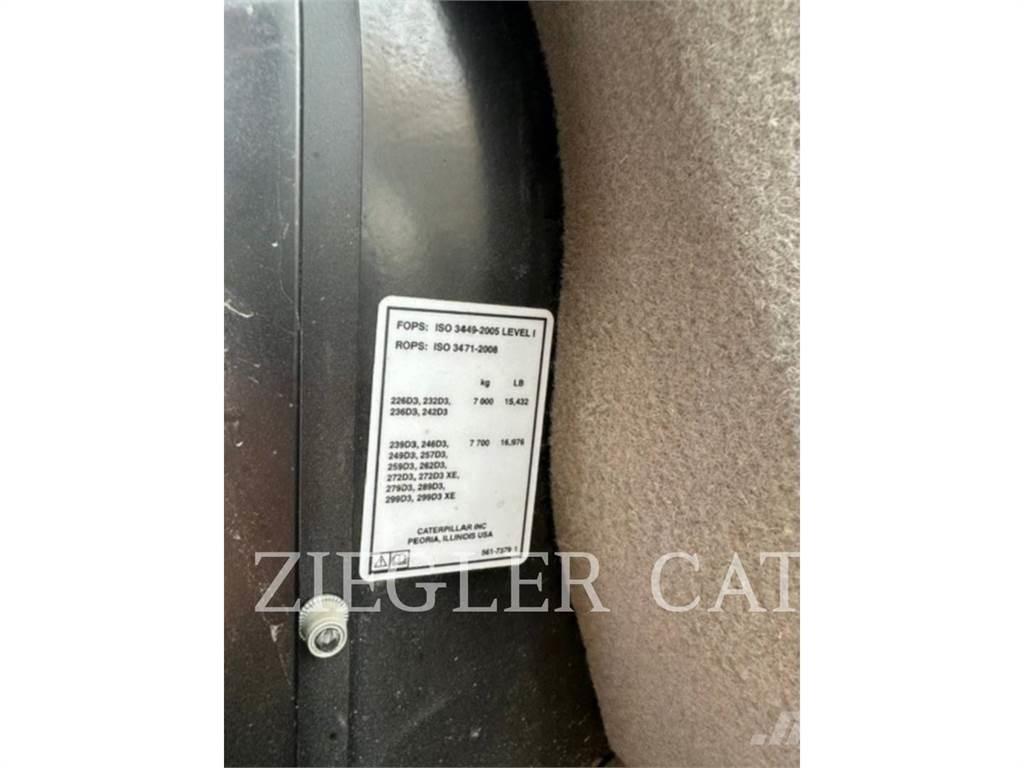 CAT 259D3 Lánctalpas homlokrakodók