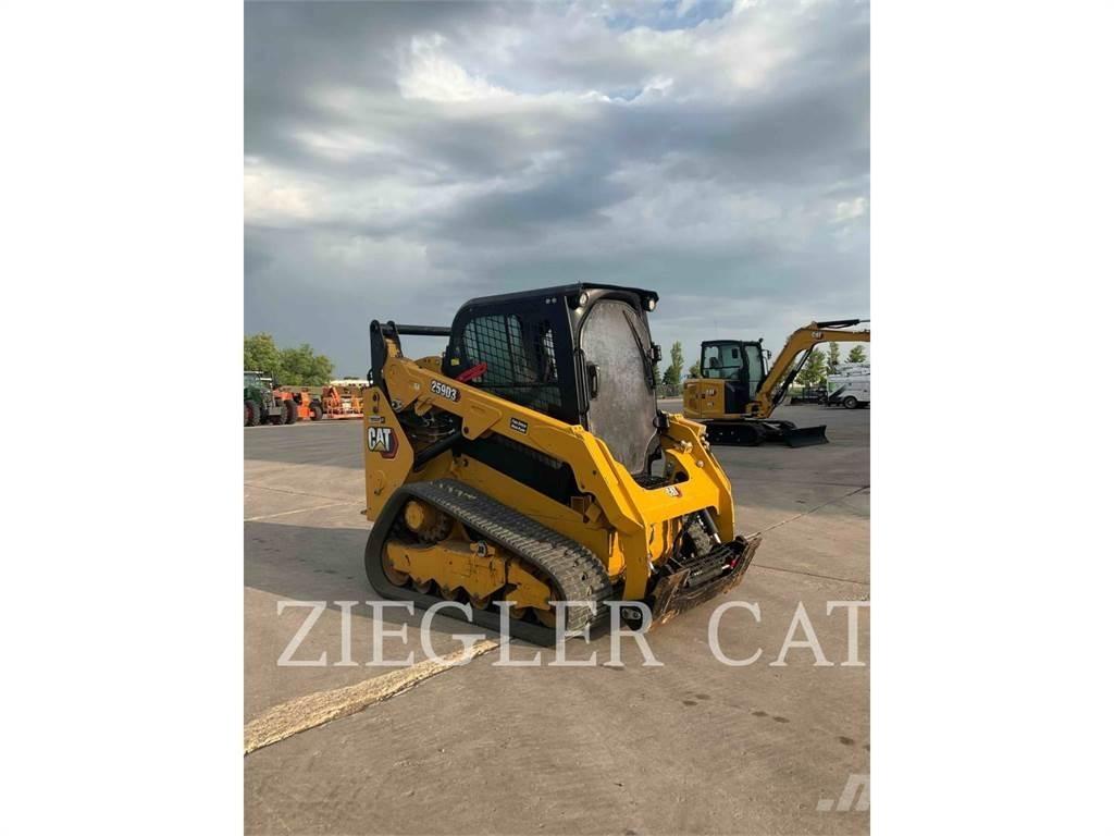 CAT 259D3 Lánctalpas homlokrakodók