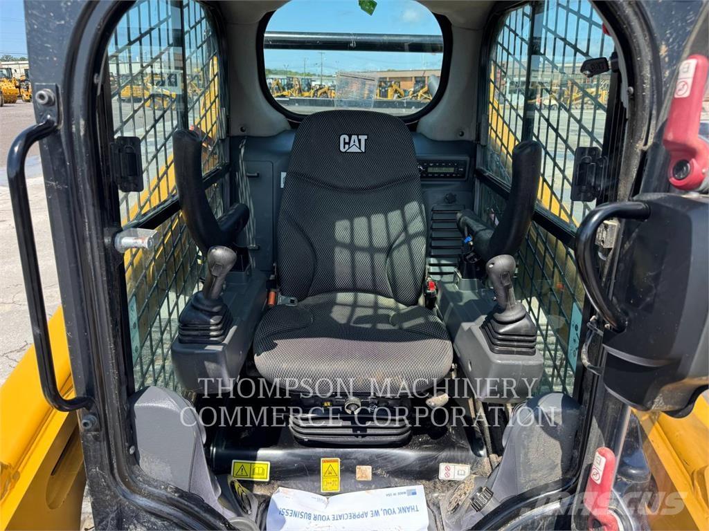 CAT 259D3 Lánctalpas homlokrakodók