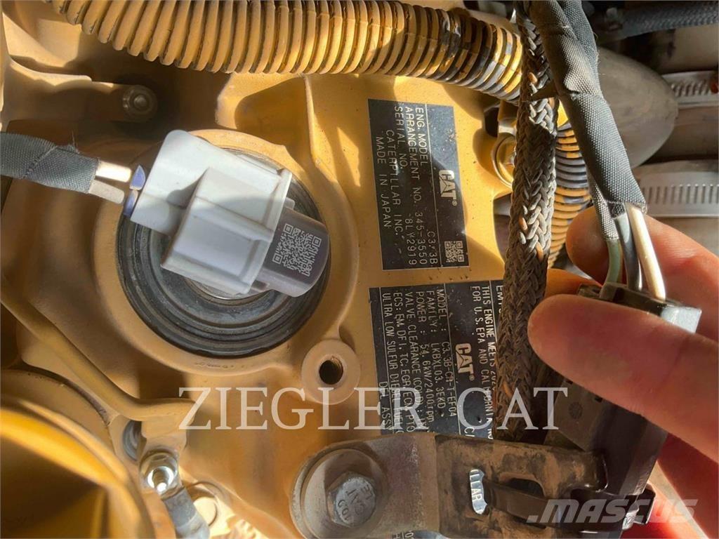 CAT 259D3 Lánctalpas homlokrakodók