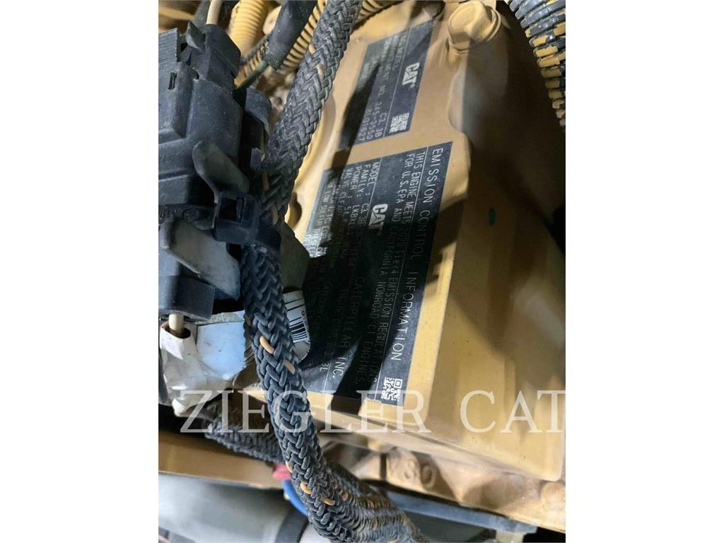CAT 259D3 Lánctalpas homlokrakodók