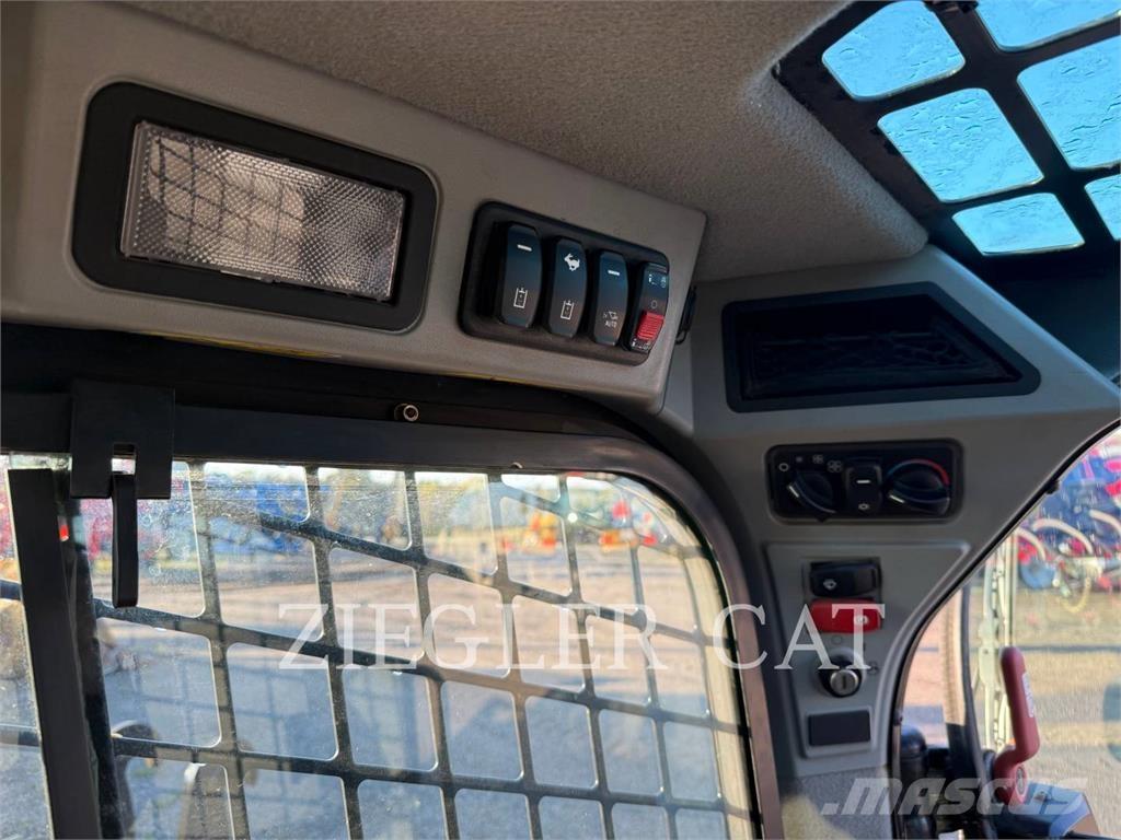 CAT 259D3 Lánctalpas homlokrakodók