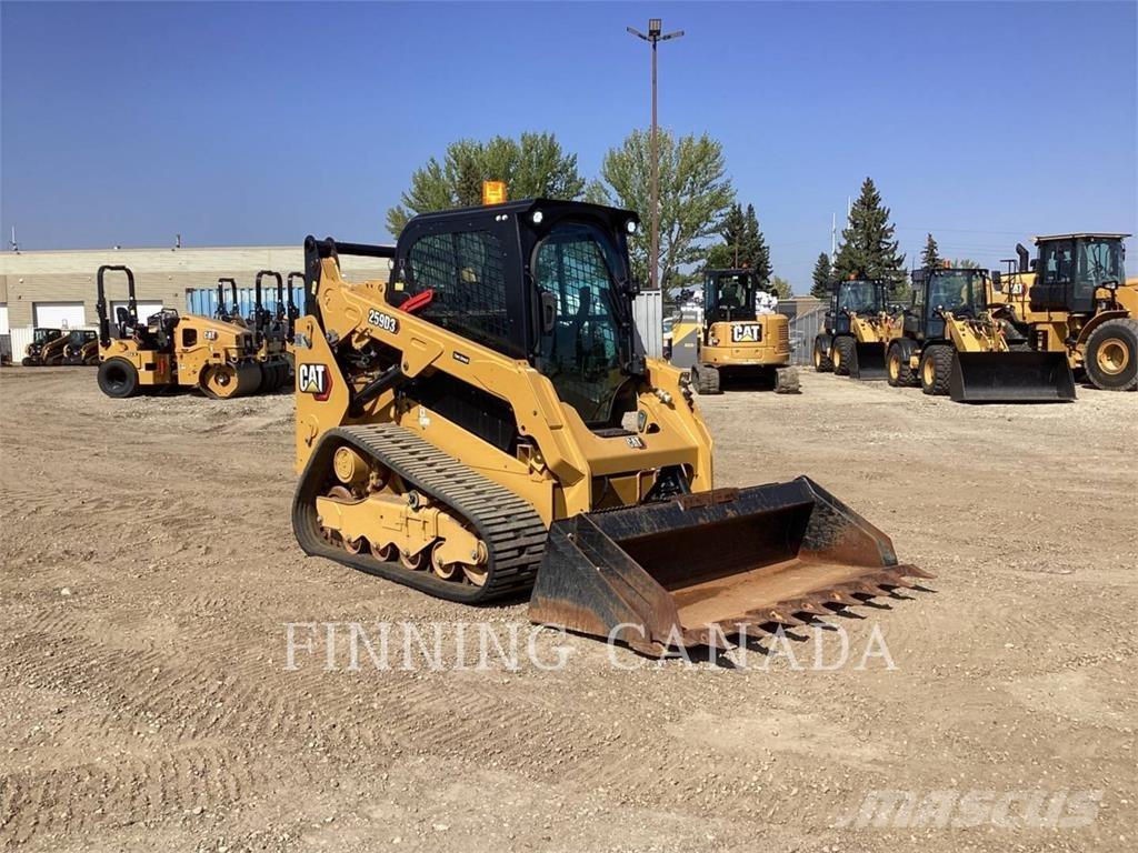 CAT 259D3 Lánctalpas homlokrakodók
