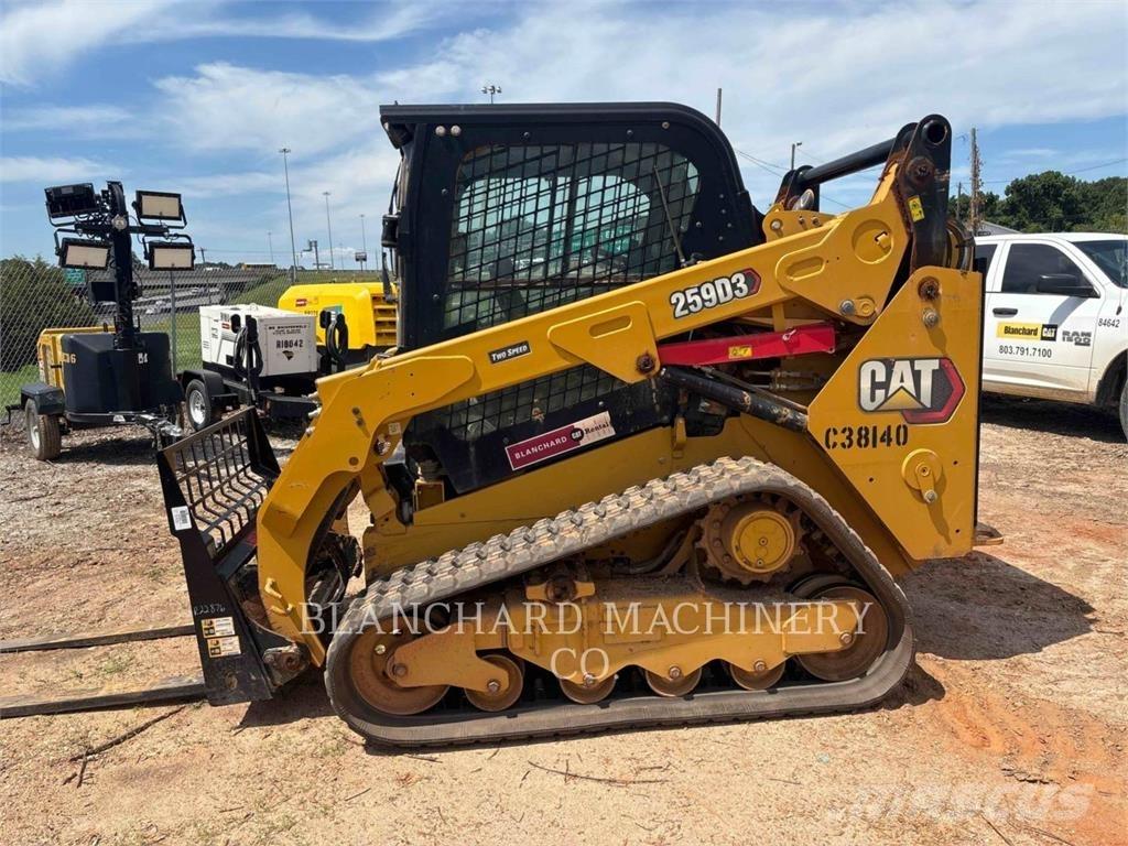 CAT 259D3 Lánctalpas homlokrakodók