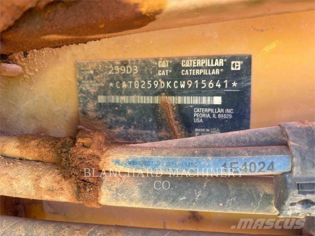 CAT 259D3 Lánctalpas homlokrakodók